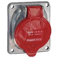 Розетка встраиваемая IP44 3К+З 400v 63А Hypra