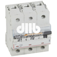 Выключатель автоматический трехполюсный 32А C DX3 25кА